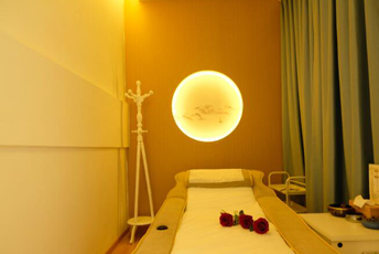 武汉洪山区日式指压的寂静美学：在按压中听见雪落的声音